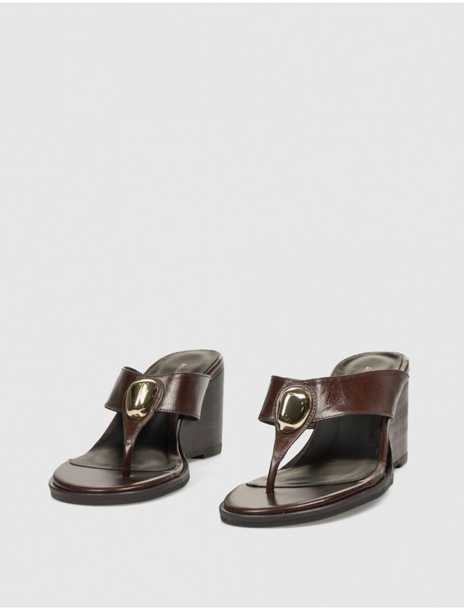 SANDALIA DE DEDO ANGEL ALARCON 26092 MARRoN