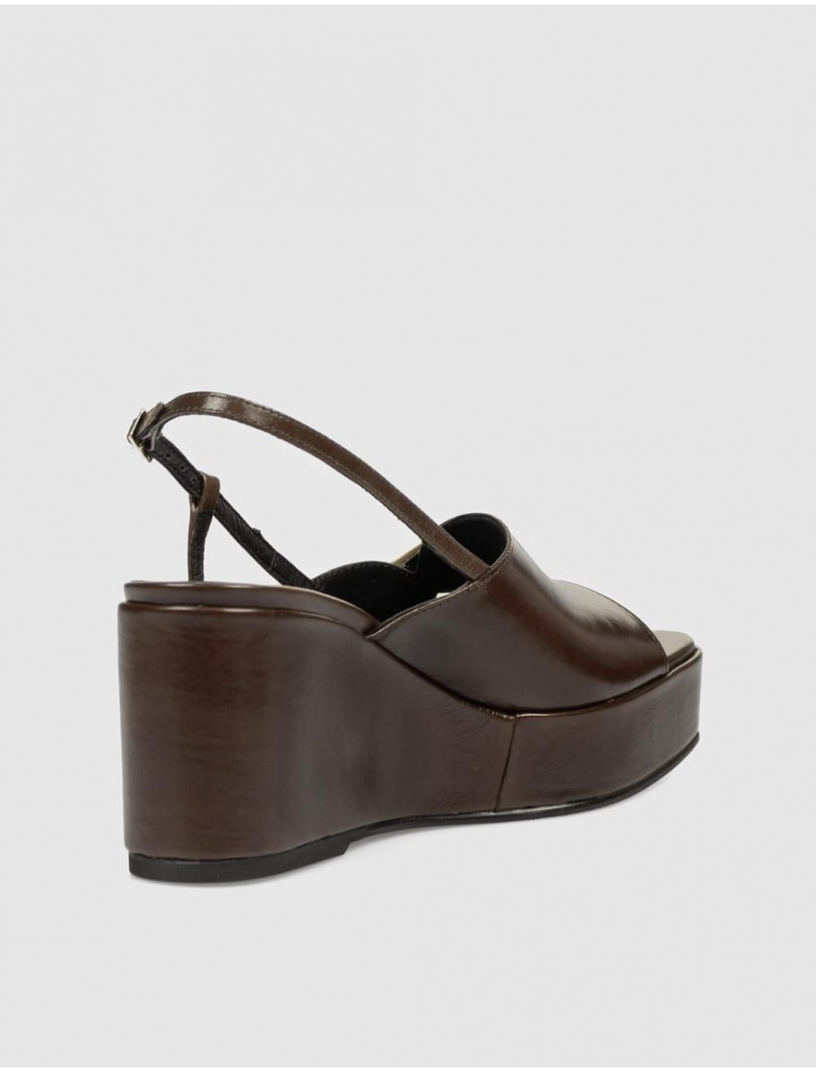 SANDALIA ANGEL ALARCON 26086 MARRoN
