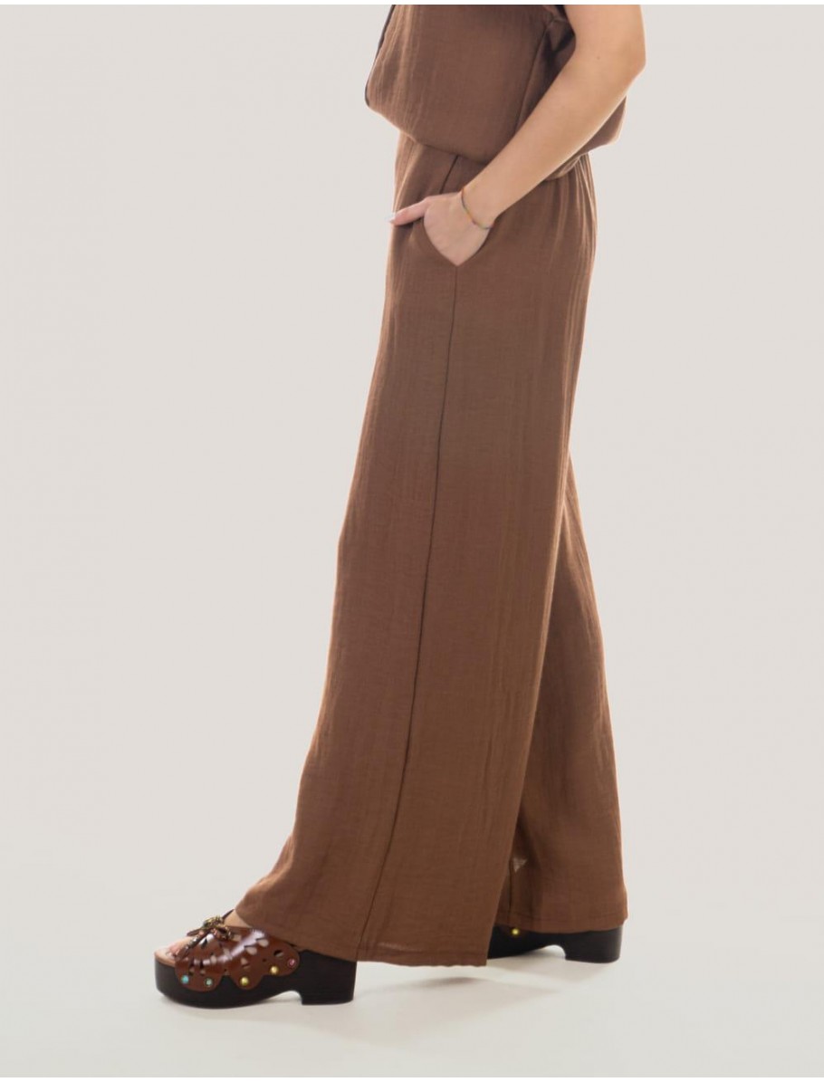 PANTALoN OBVIO HACA MARRoN