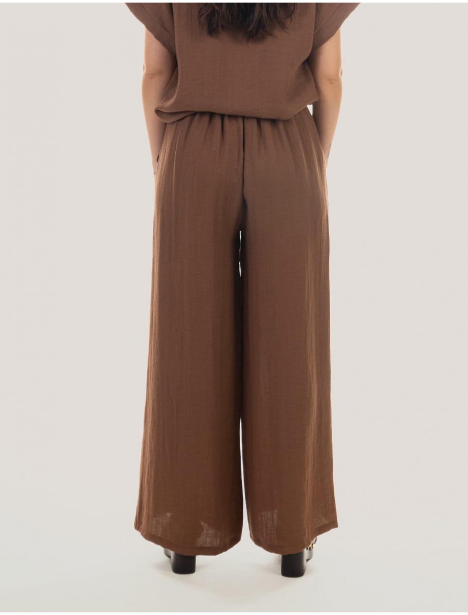 PANTALoN OBVIO HACA MARRoN