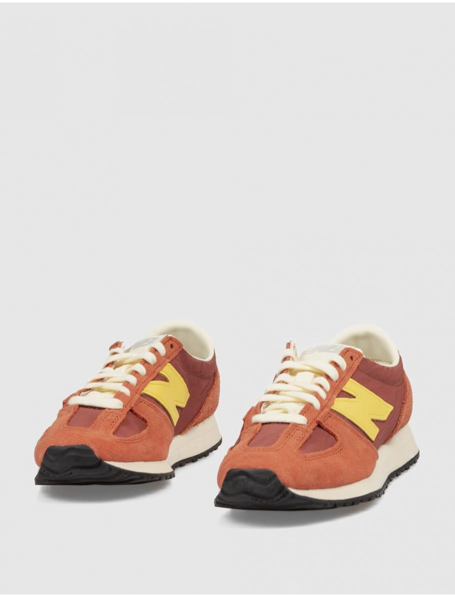 ZAPATILLA NEW BALANCE U471 ROJO