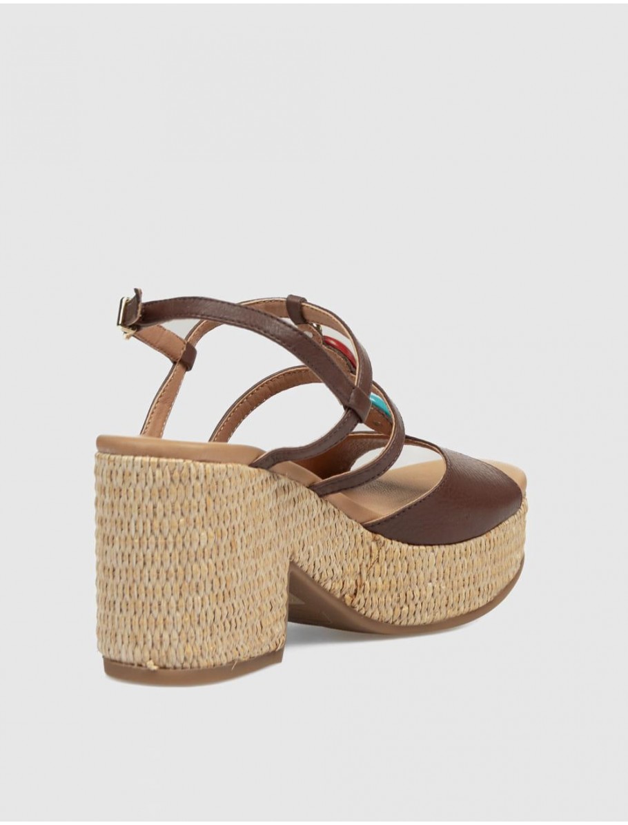 SANDALIA WEEKEND 16450 MARRoN