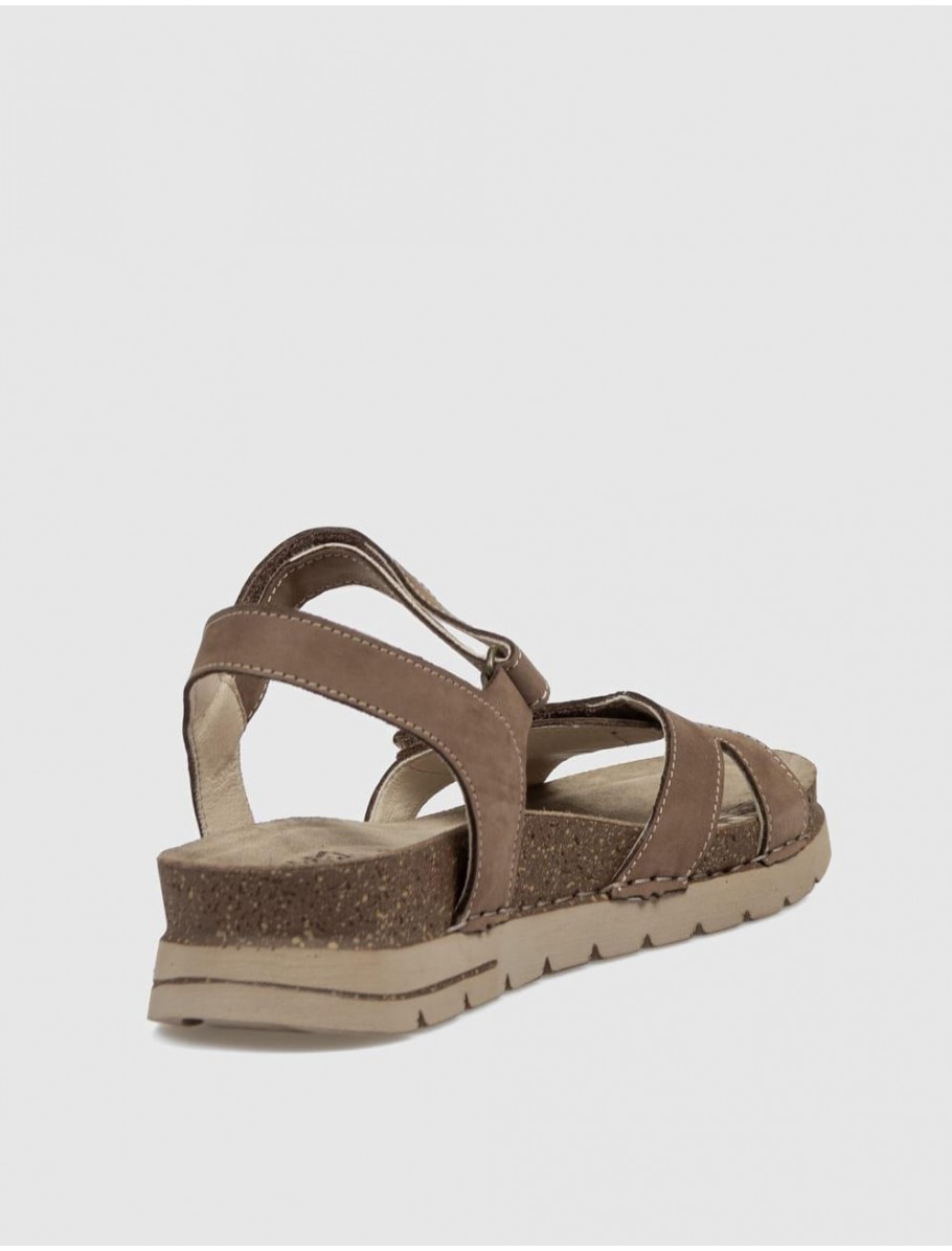 SANDALIA WALK FLY 8352 50890 MARRoN