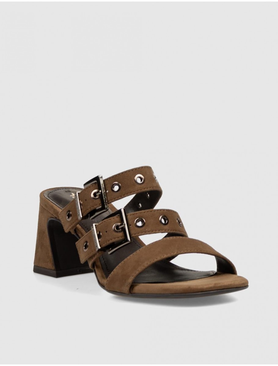 SANDALIA TAMARIS 27222 46 MARRoN
