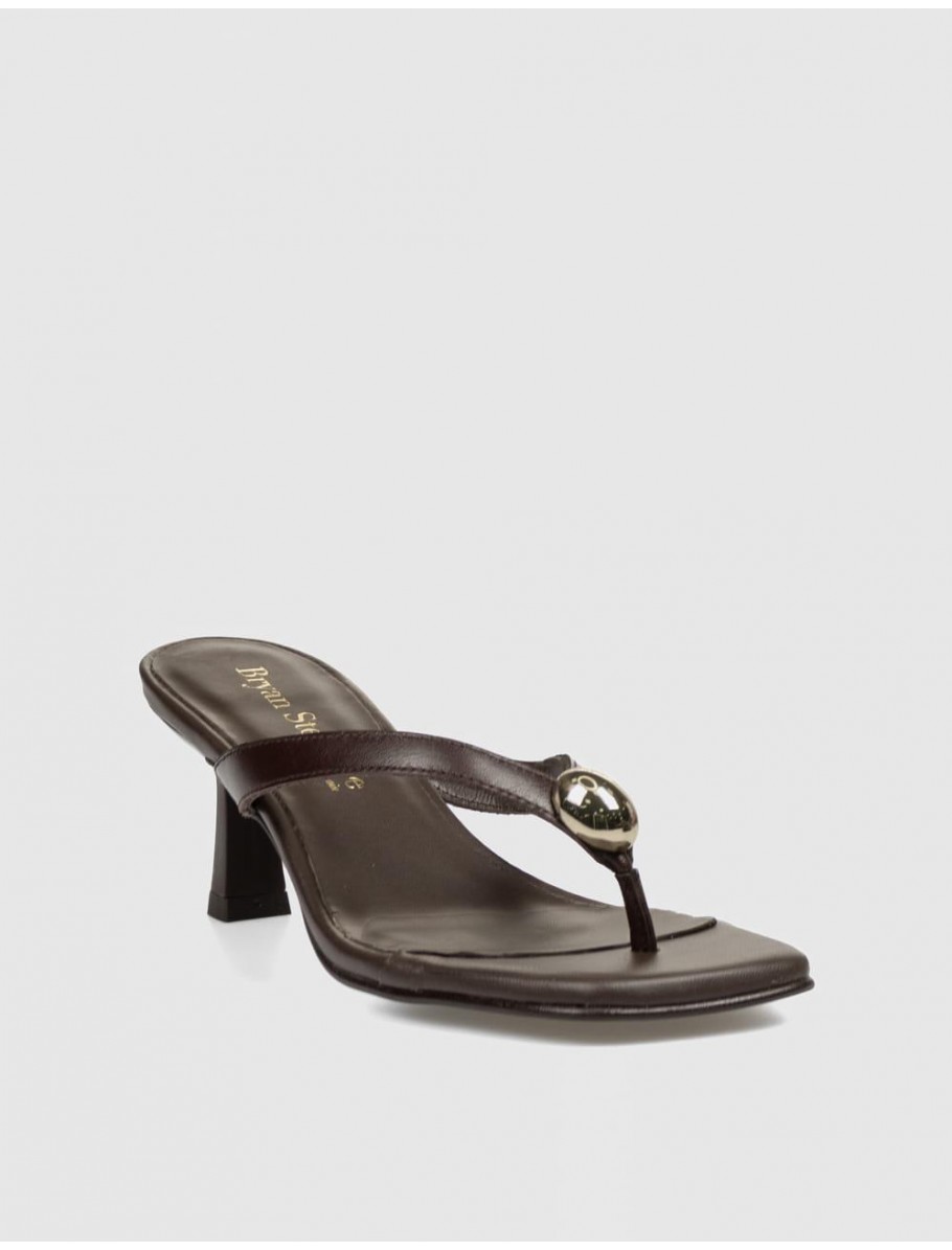SANDALIA DE DEDO BRYAN 6614 MARRoN