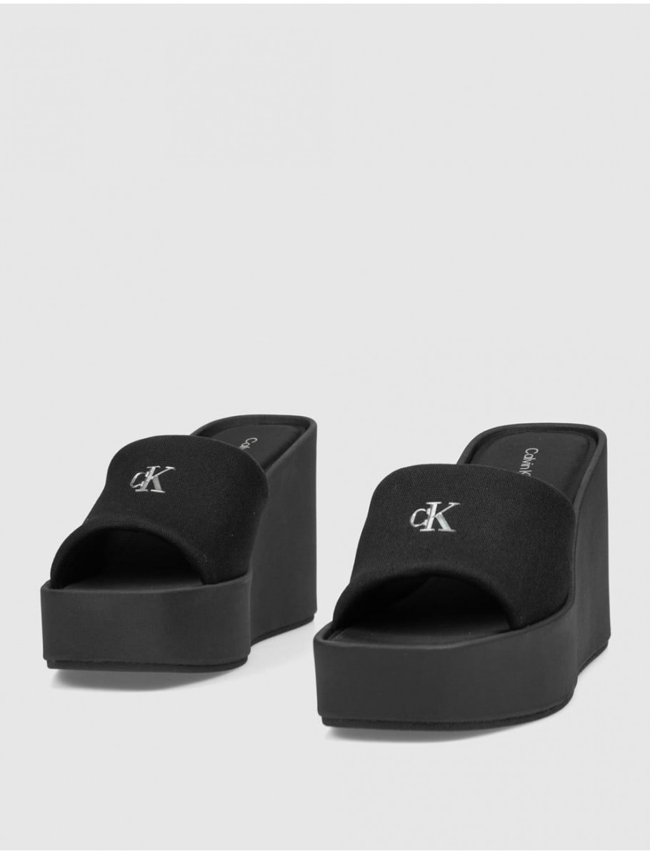SANDALIA CALVIN KLEIN WEDGE 70 SNDL CANV MG NEGRO