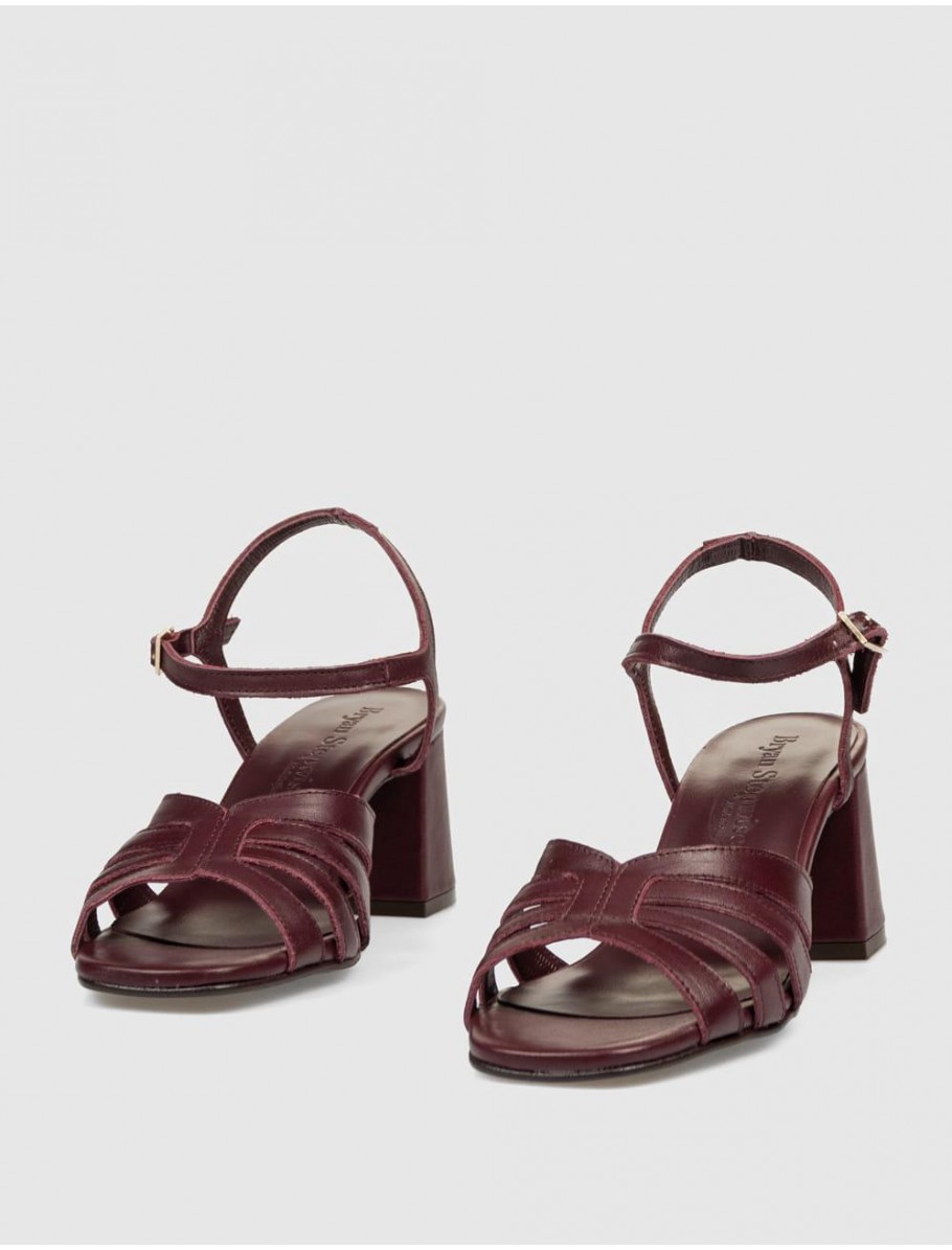 SANDALIA BRYAN STEPWISE 1028 BELLA BURDEOS