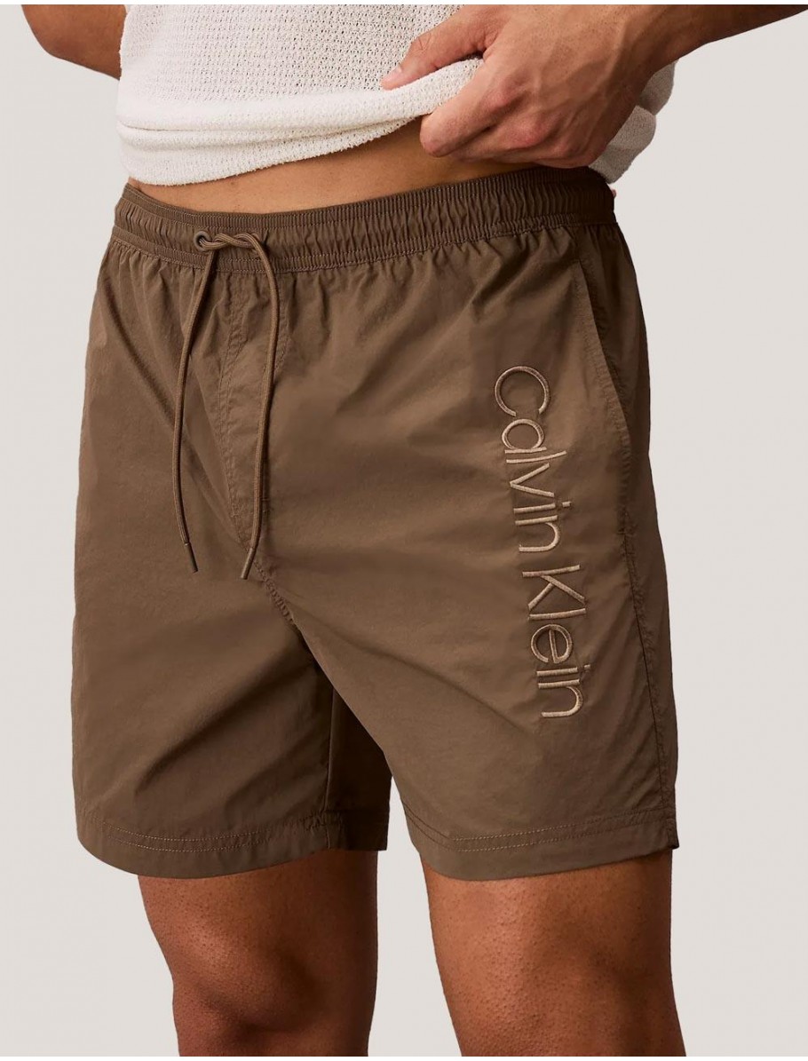 BANADOR CALVIN KLEIN MEDIUM DRAWSTRING MARRoN