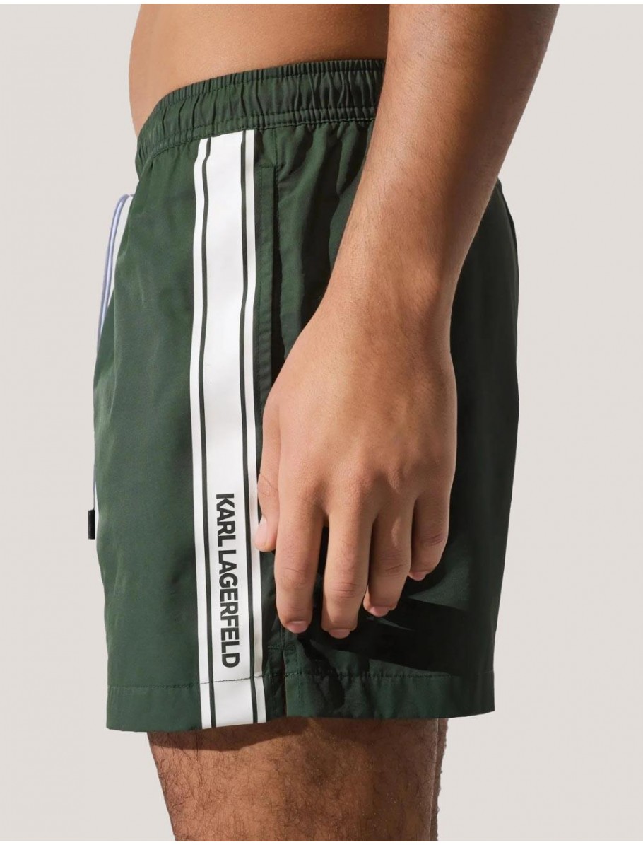 BANADOR KARL LAGERFED ELONGATED LOGO BOARDSHORTS VERDE