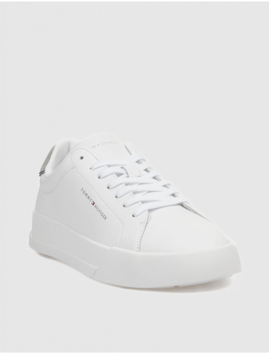 ZAPATILLA TOMMY HILFIGER TH COURT CORE ESS LEATHER BLANCO