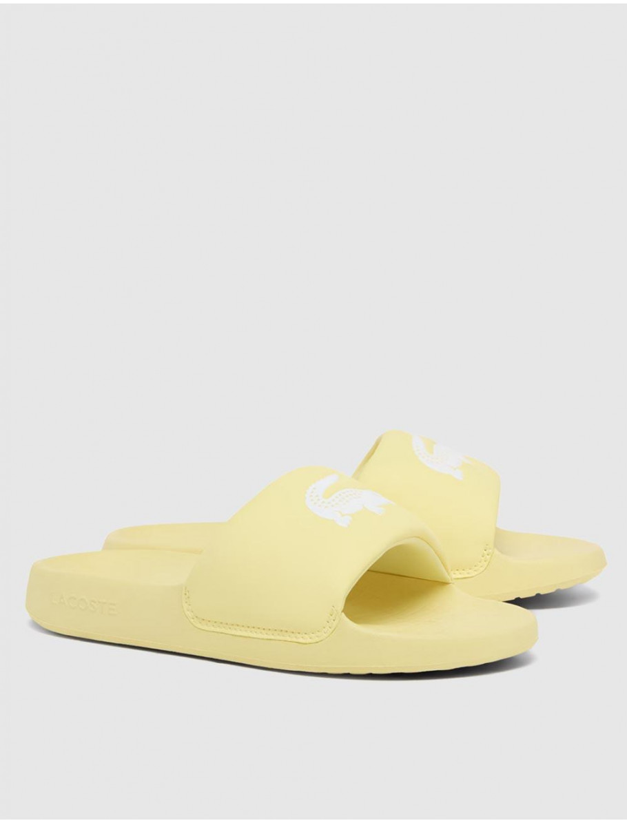 CHANCLA LACOSTE SERVE SLIDE 10 AMARILLO