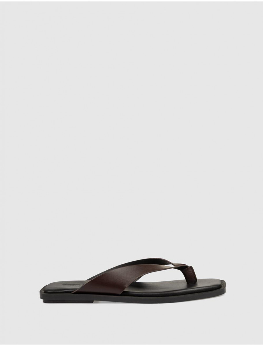 SANDALIA DE DEDO BRYAN 7308 MARRoN