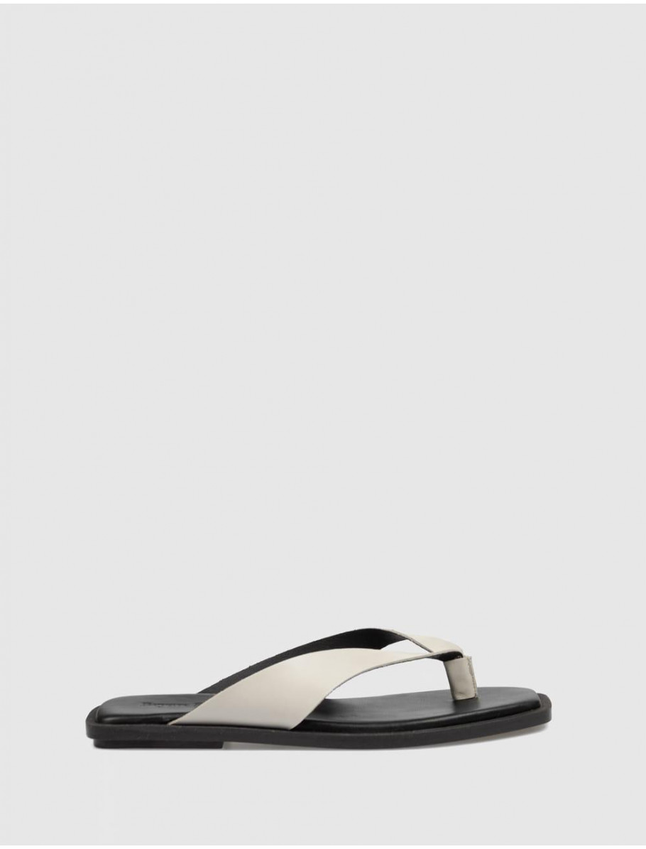 SANDALIA DE DEDO BRYAN 7308 BEIG