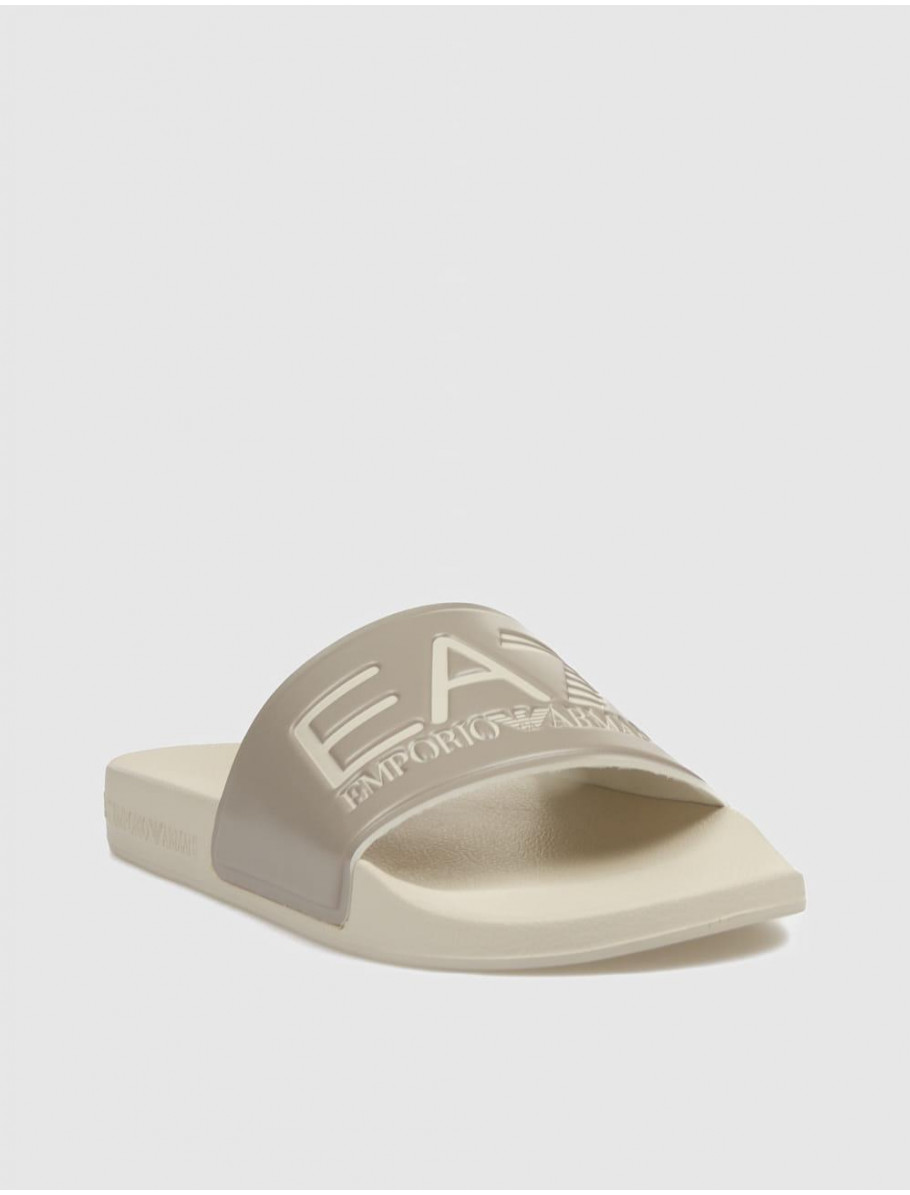 CHANCLA ARMANI EA7 7X000108 BEIG
