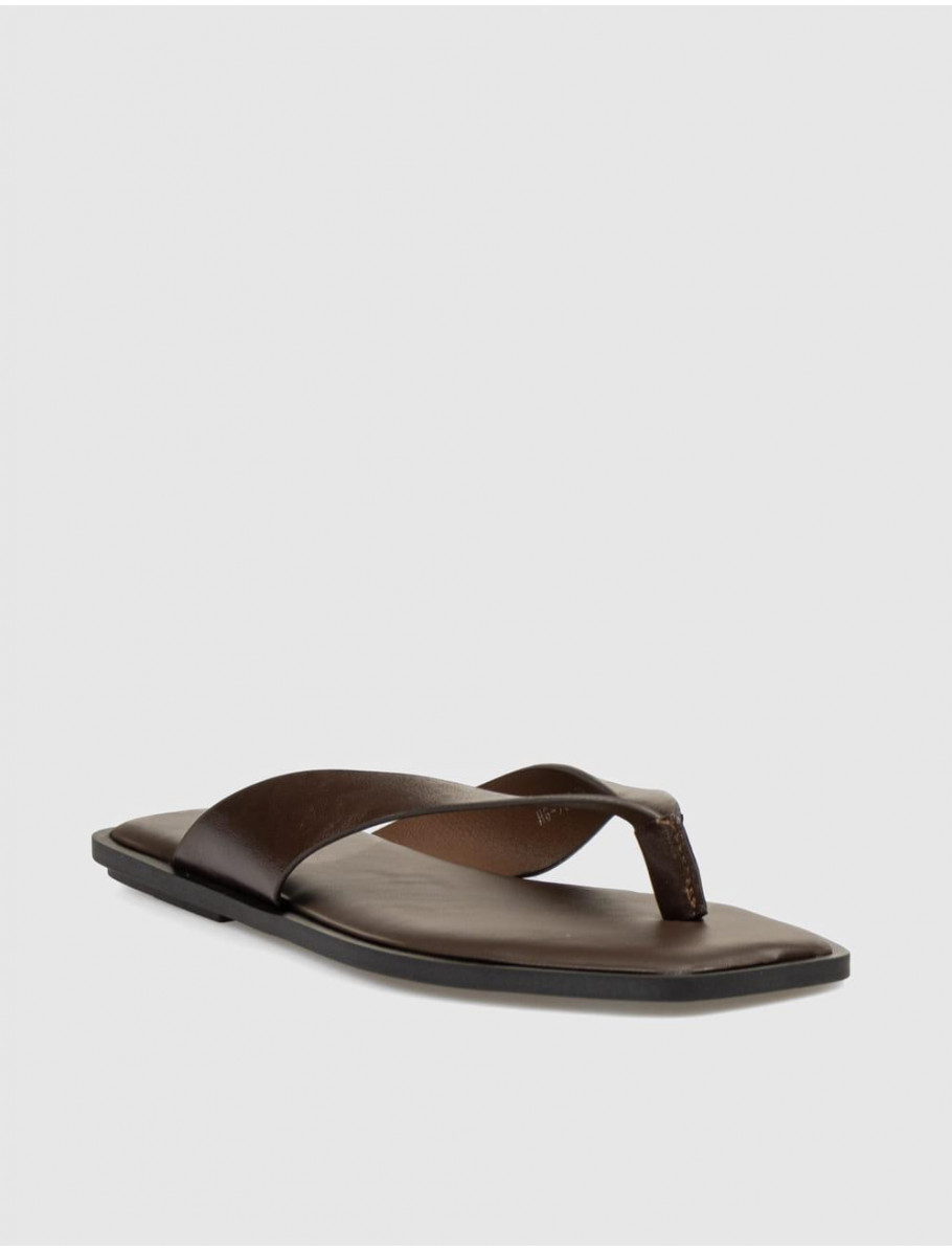 SANDALIA DE DEDO KAMOME TRENDS ROMAN MARRoN