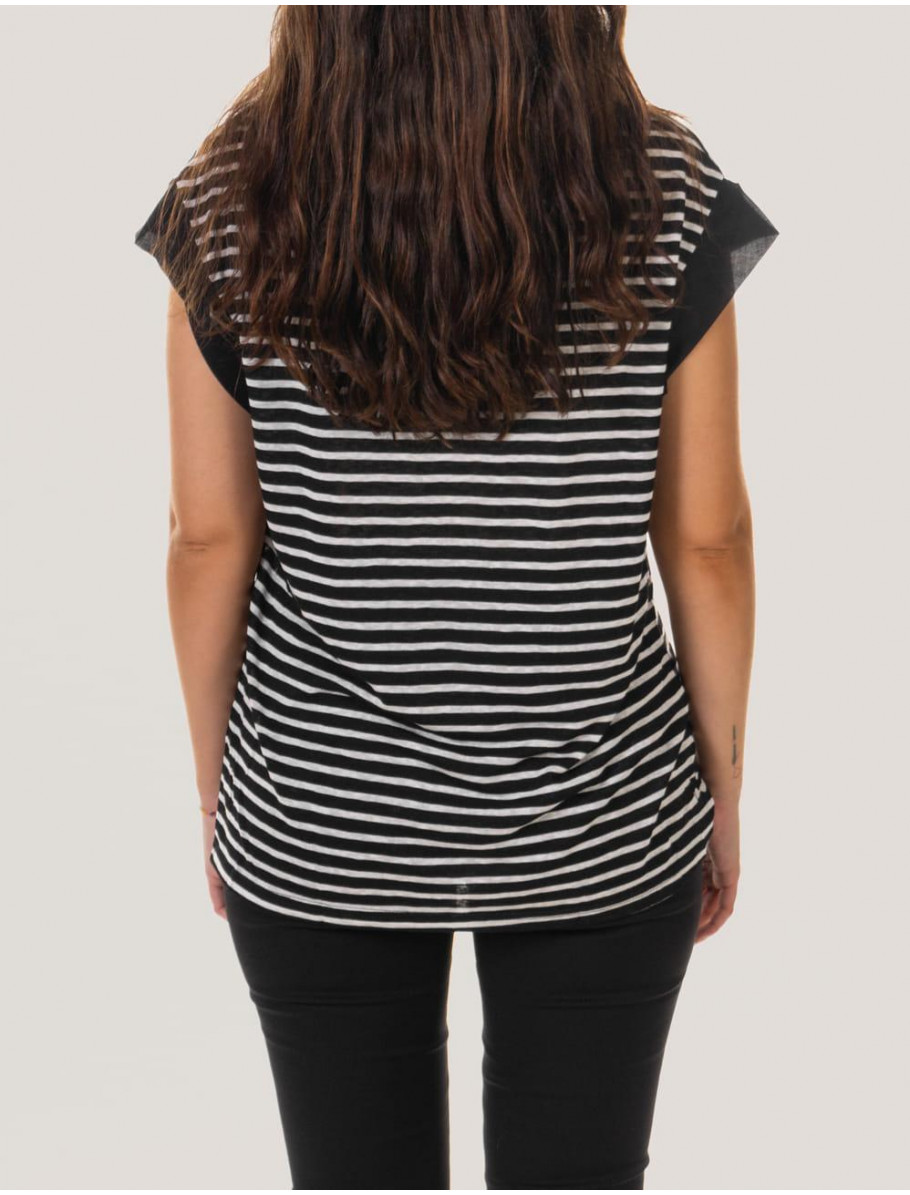 CAMISETA OBVIO COBA NEGRO