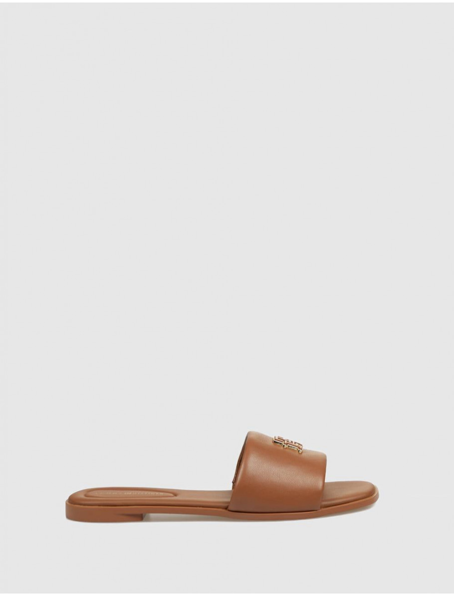 SANDALIA TOMMY HILFIGER TH LOGO HARDWARE LEATHER MULE CUERO