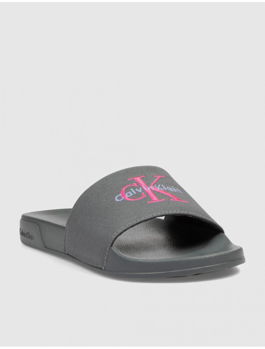 CHANCLA CALVIN KLEIN ESS SLIDE CV GRIS