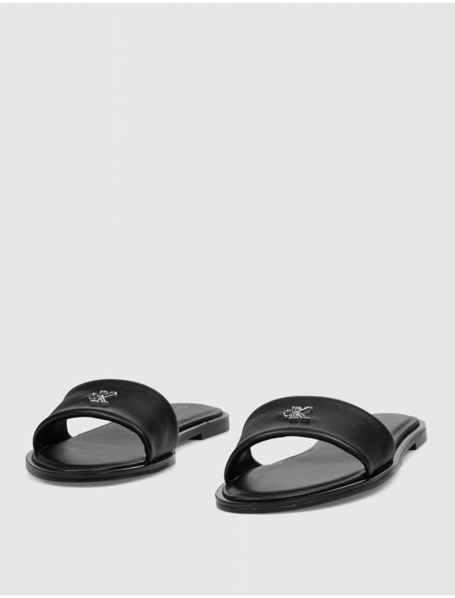 SANDALIA CALVIN KLEIN ROUND FLAT SNDL LTH BAR HW 2 NEGRO