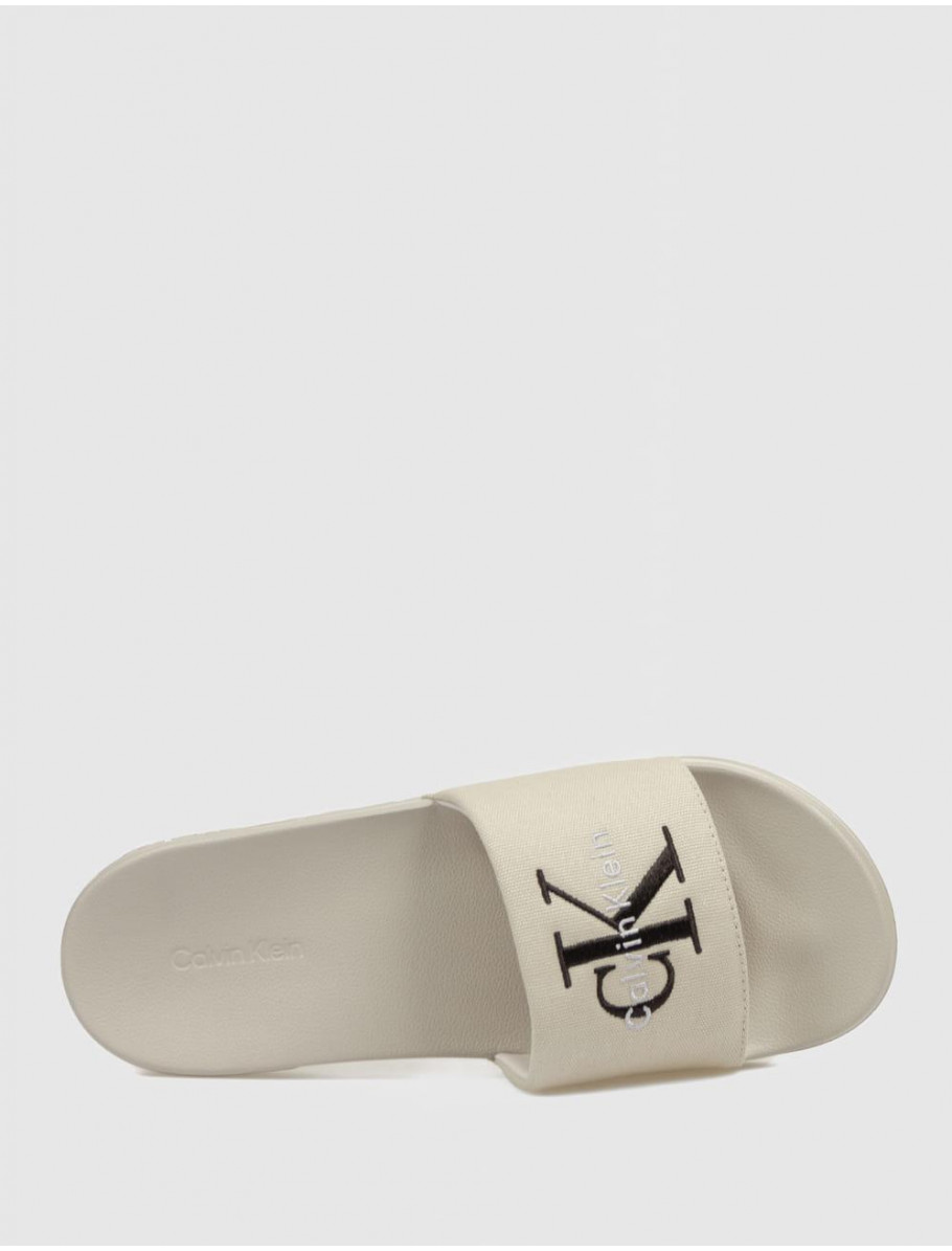 CHANCLA CALVIN KLEIN ESS SLIDE CV BEIG