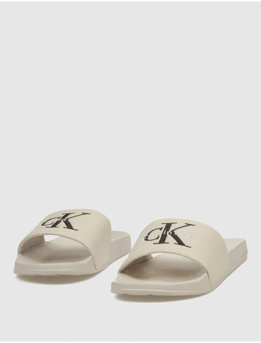 CHANCLA CALVIN KLEIN ESS SLIDE CV BEIG