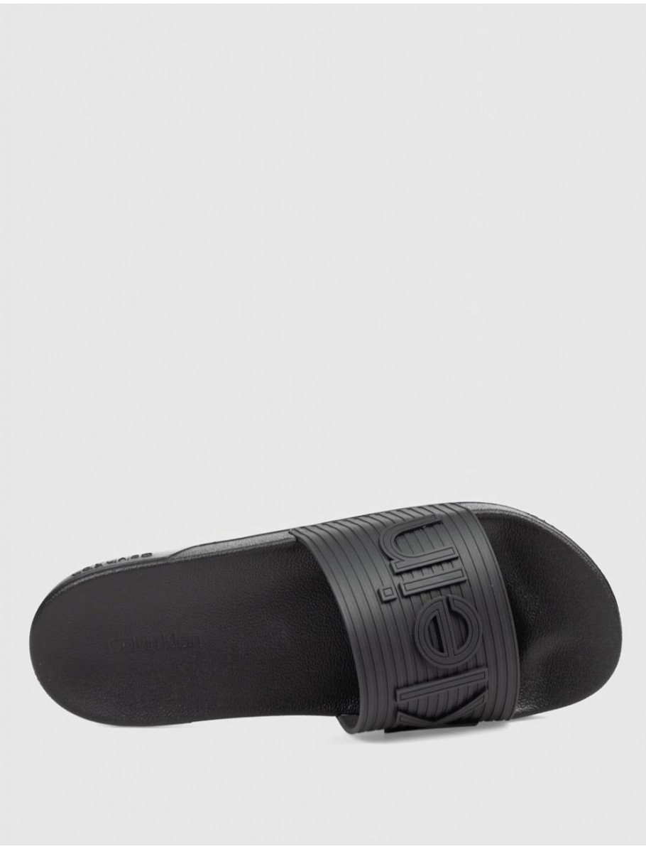 CHANCLA CALVIN KLEIN ESS SLIDE TEXTURE NEGRO