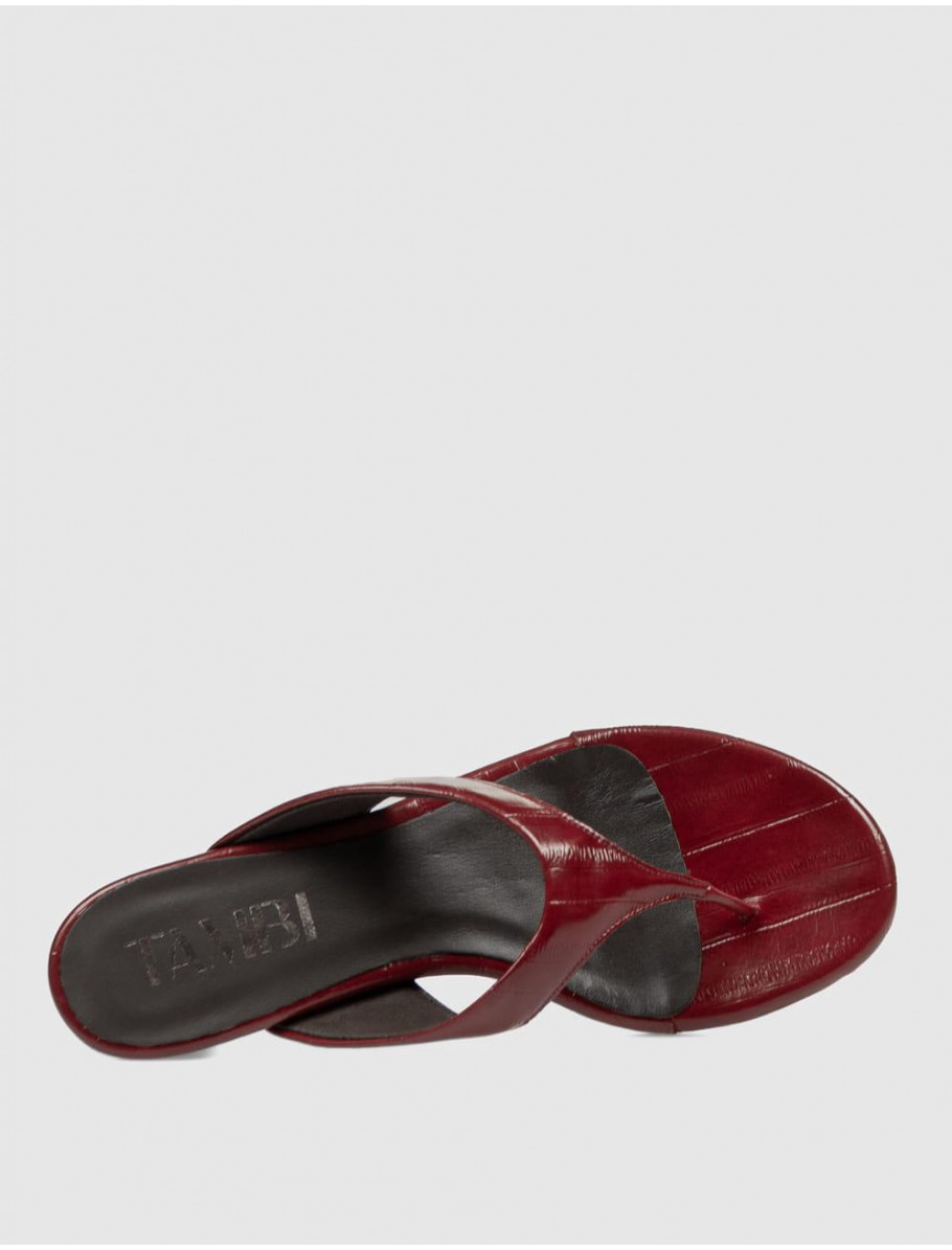 SANDALIA DE DEDO TAMBI MINIMAL ROJO