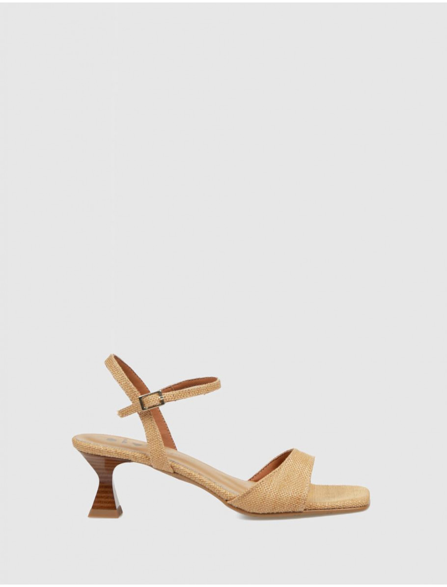 SANDALIA OBVIO SHOES DINA NATURAL