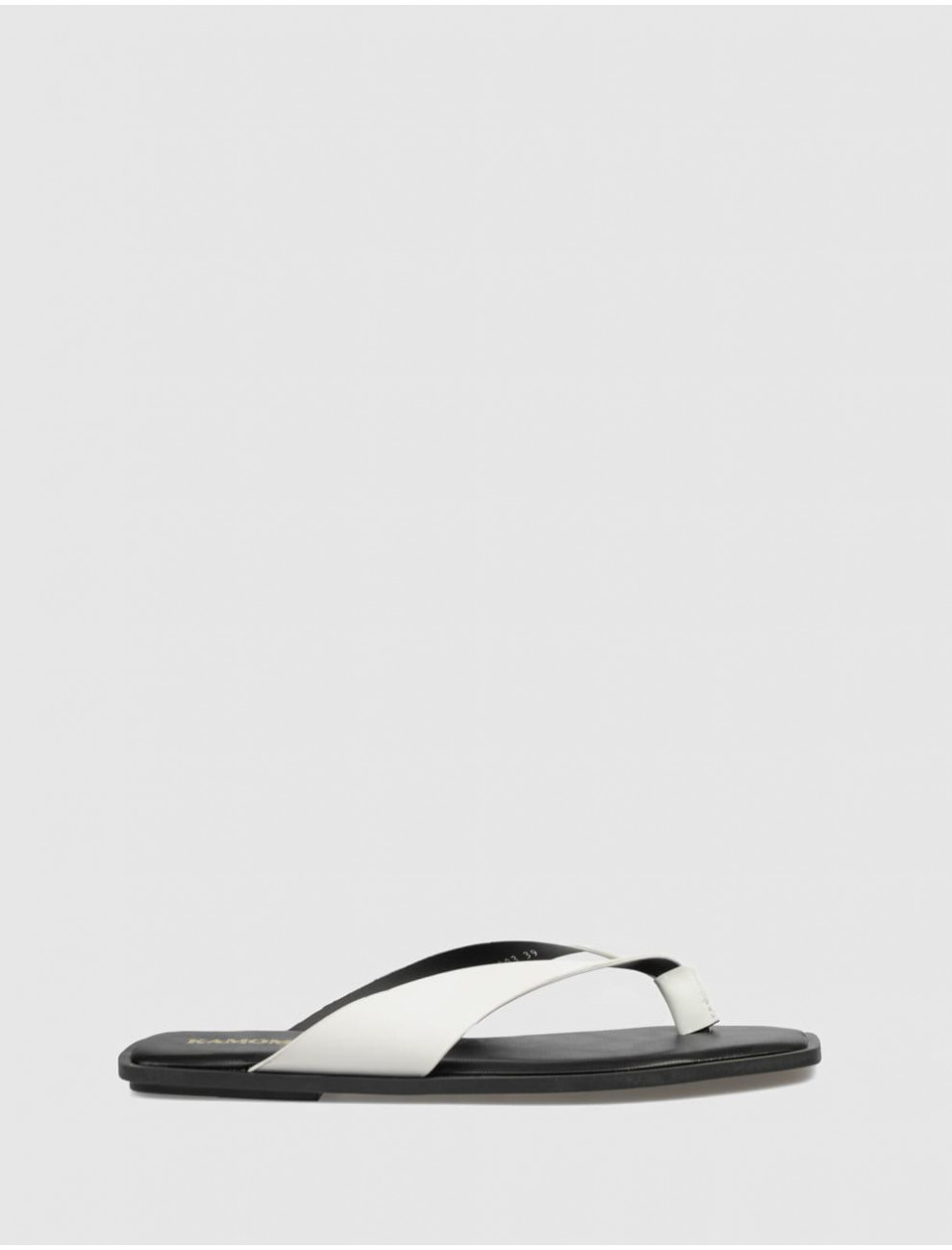 SANDALIA DE DEDO KAMOME TRENDS ROMAN BLANCO