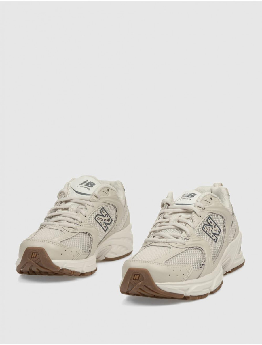 ZAPATILLA NEW BALANCE MR530 BEIG