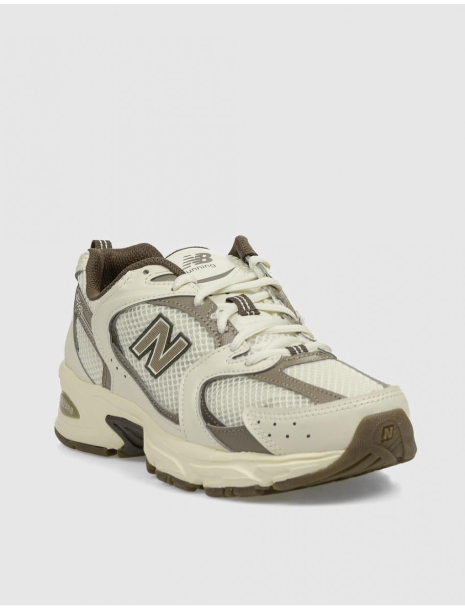 ZAPATILLA NEW BALANCE MR530 BEIG MARRoN