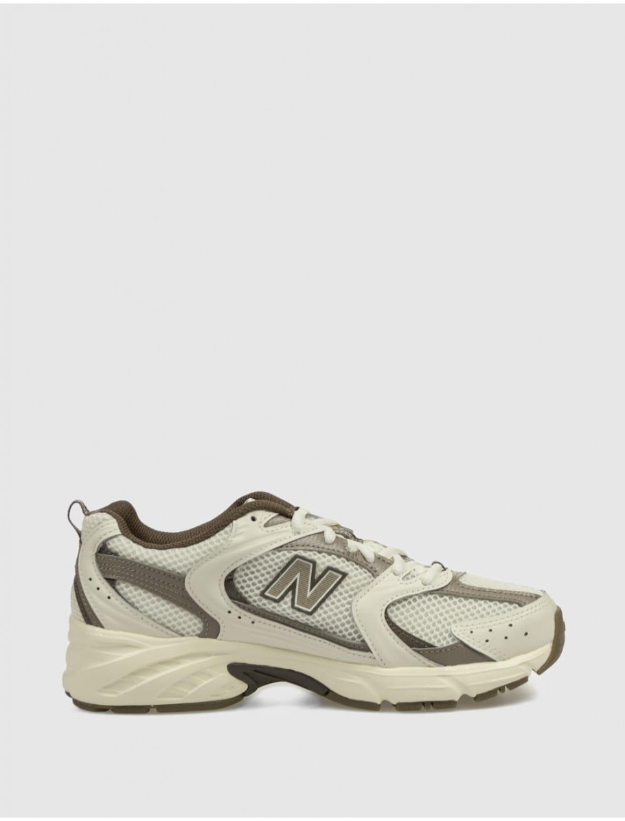 ZAPATILLA NEW BALANCE MR530 BEIG MARRoN
