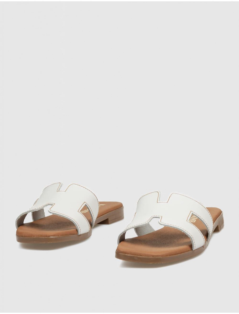 SANDALIA KAMOME ALAIA BLANCO
