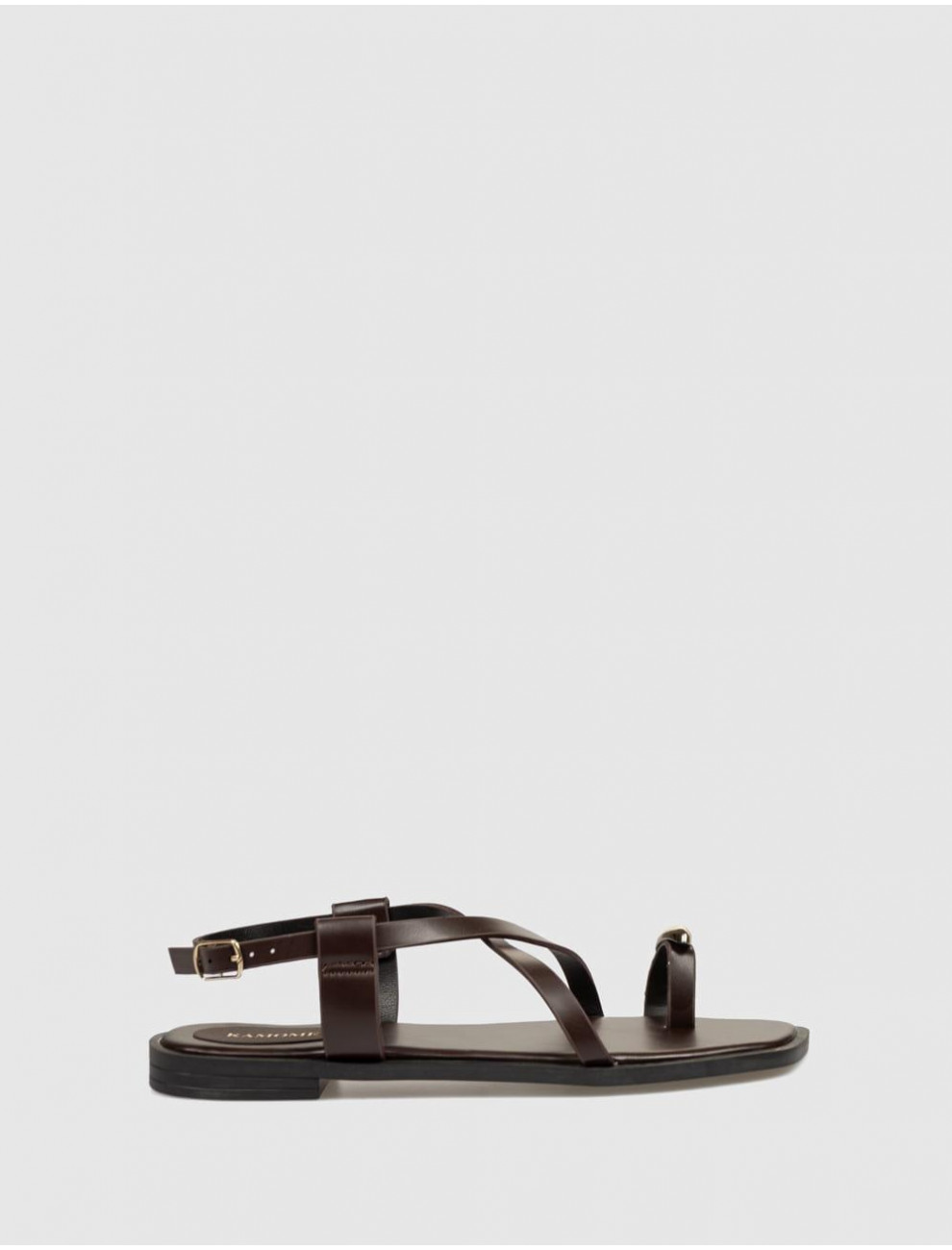 SANDALIA DE DEDO KAMOME TRENDS GIANNA MARRoN