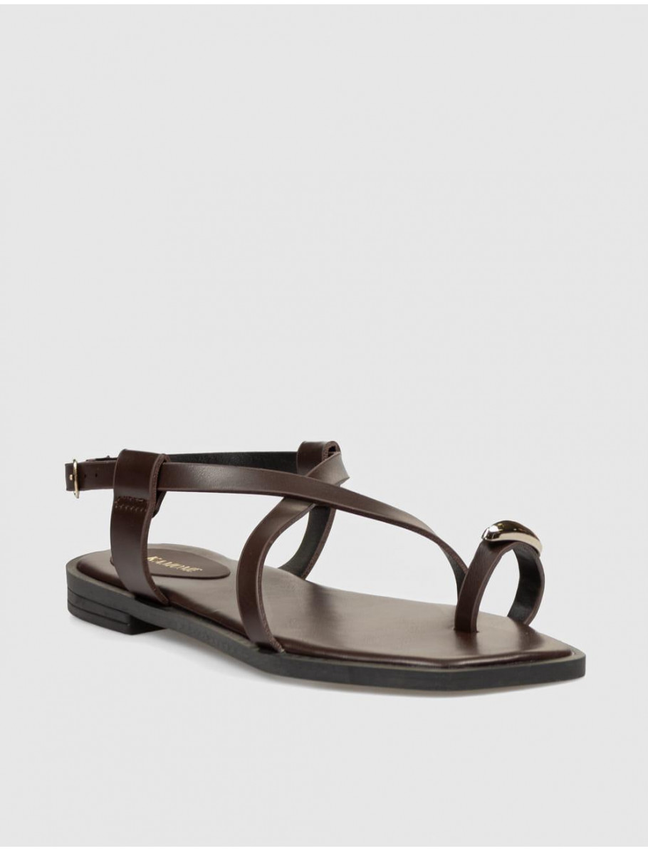 SANDALIA DE DEDO KAMOME TRENDS GIANNA MARRoN