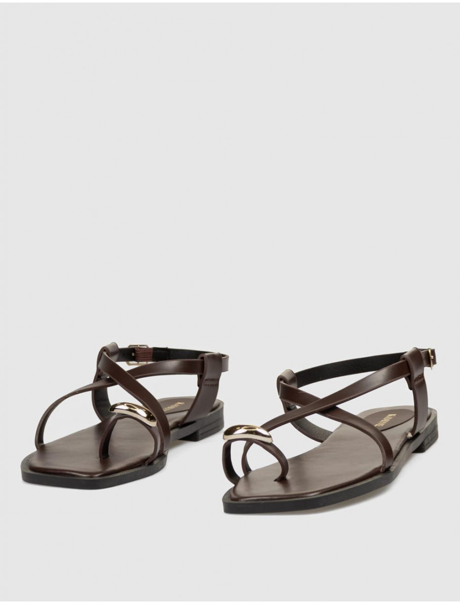SANDALIA DE DEDO KAMOME TRENDS GIANNA MARRoN