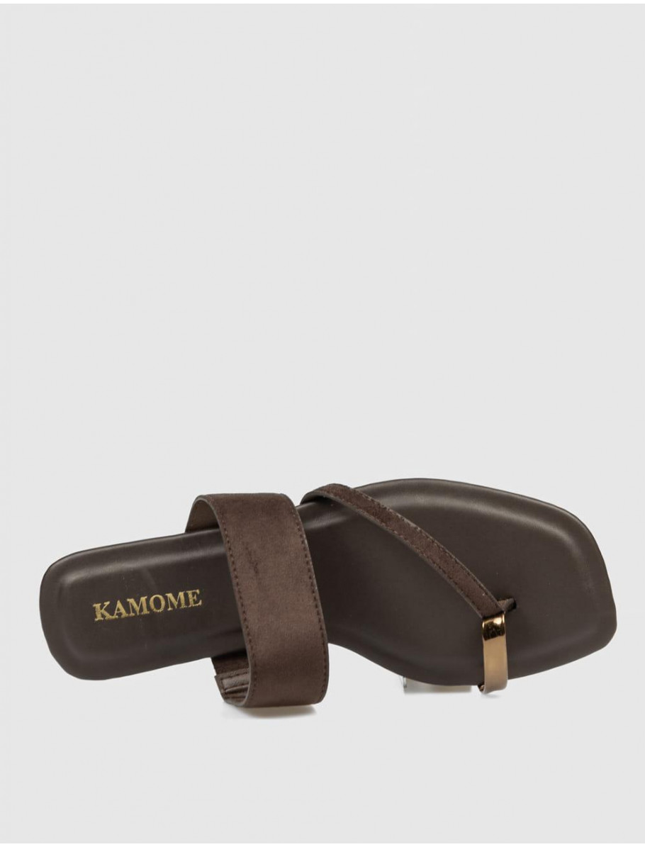 SANDALIA DE DEDO KAMOME TRENDS ROMELLI MARRoN