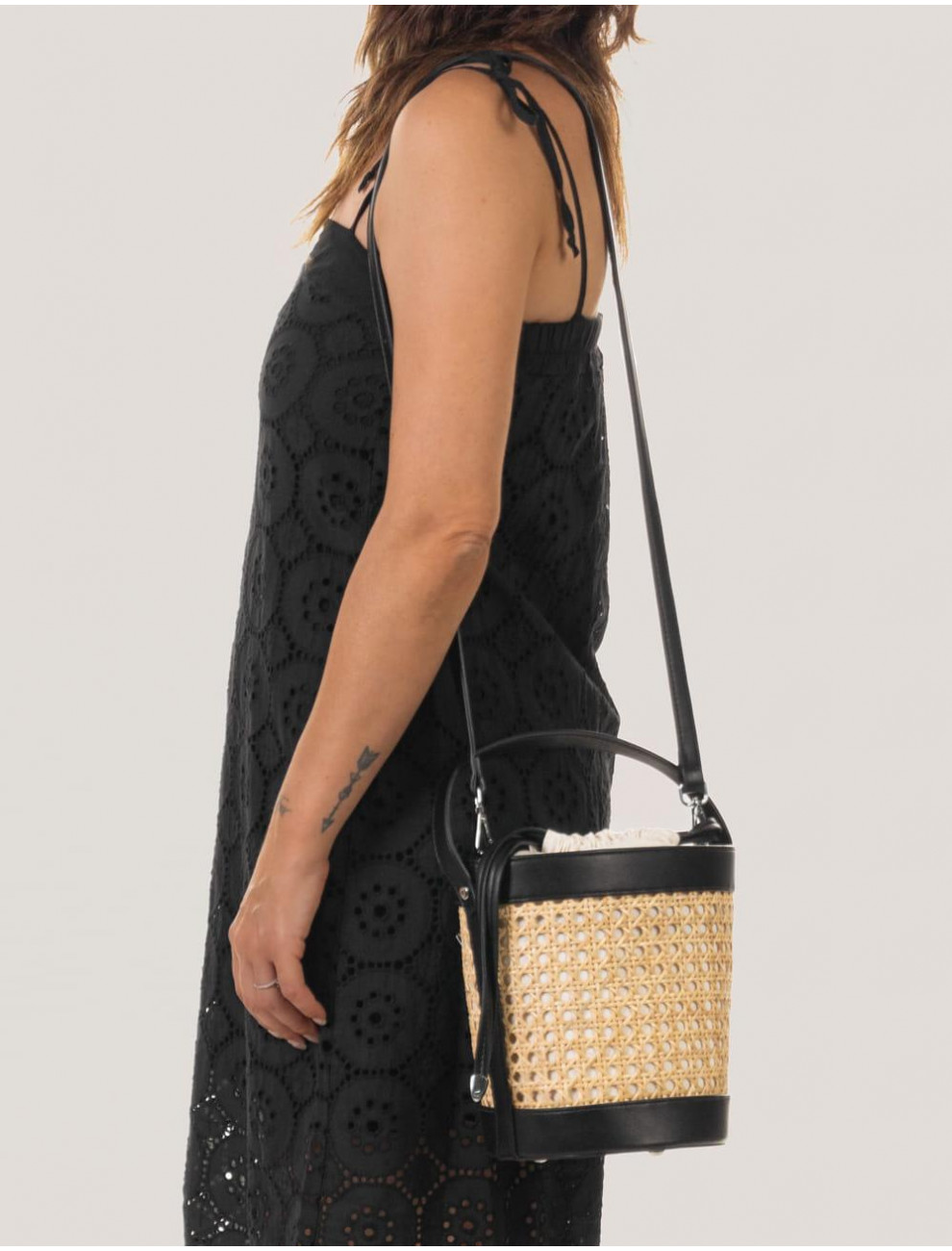 BOLSO OBVIO COMPLEMENTOS VALDI NEGRO