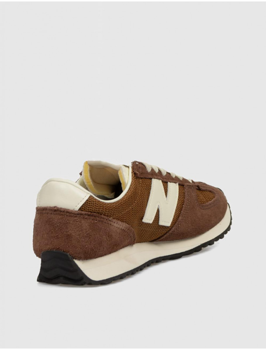 ZAPATILLA NEW BALANCE U471 MARRoN