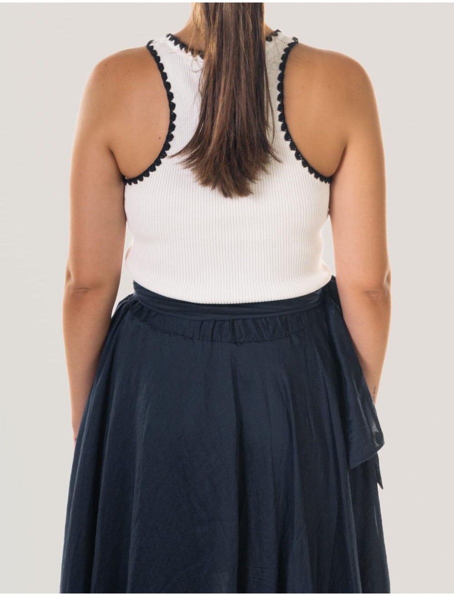 CAMISETA OBVIO PERI BLANCO