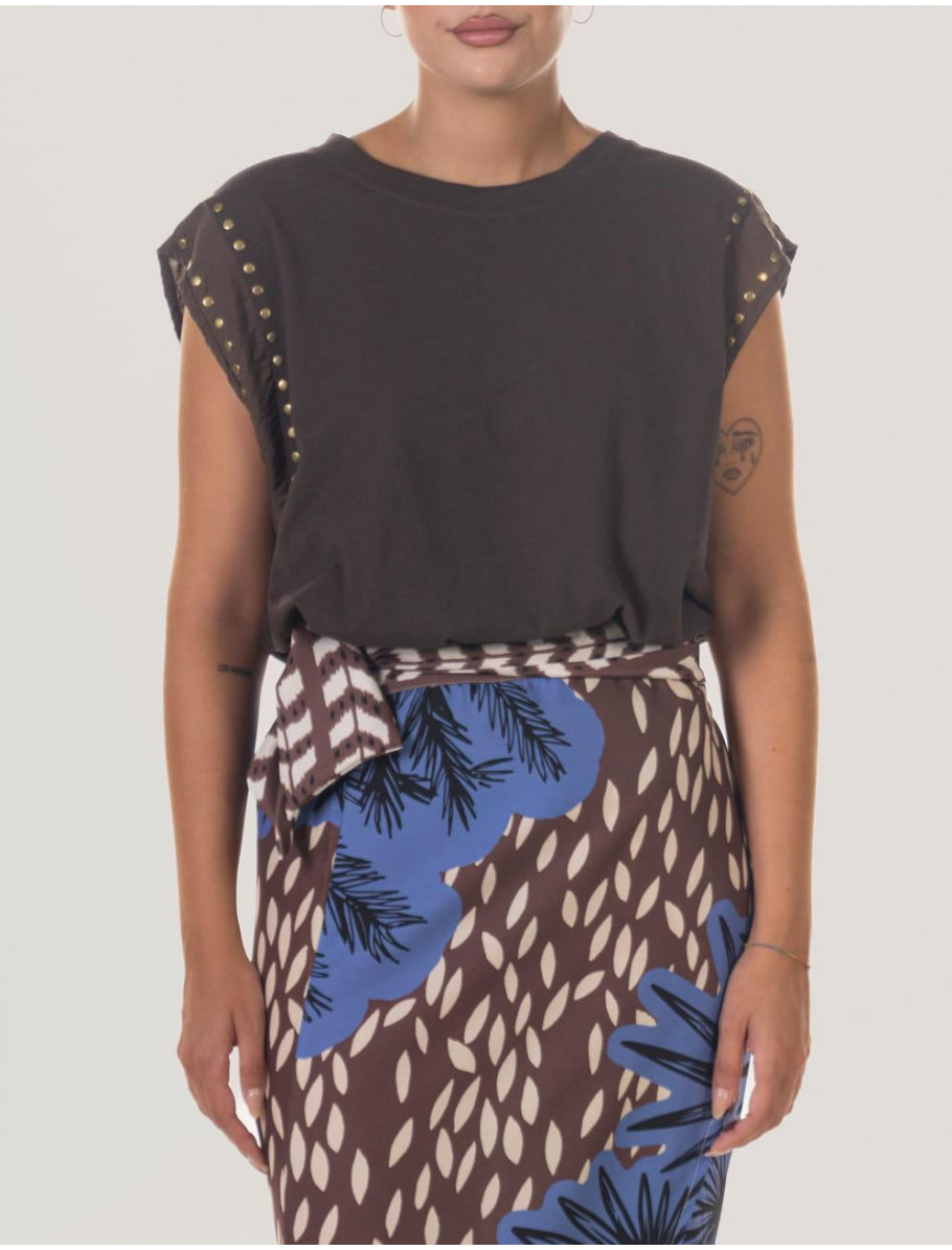 CAMISETA OBVIO ROCHA MARRoN