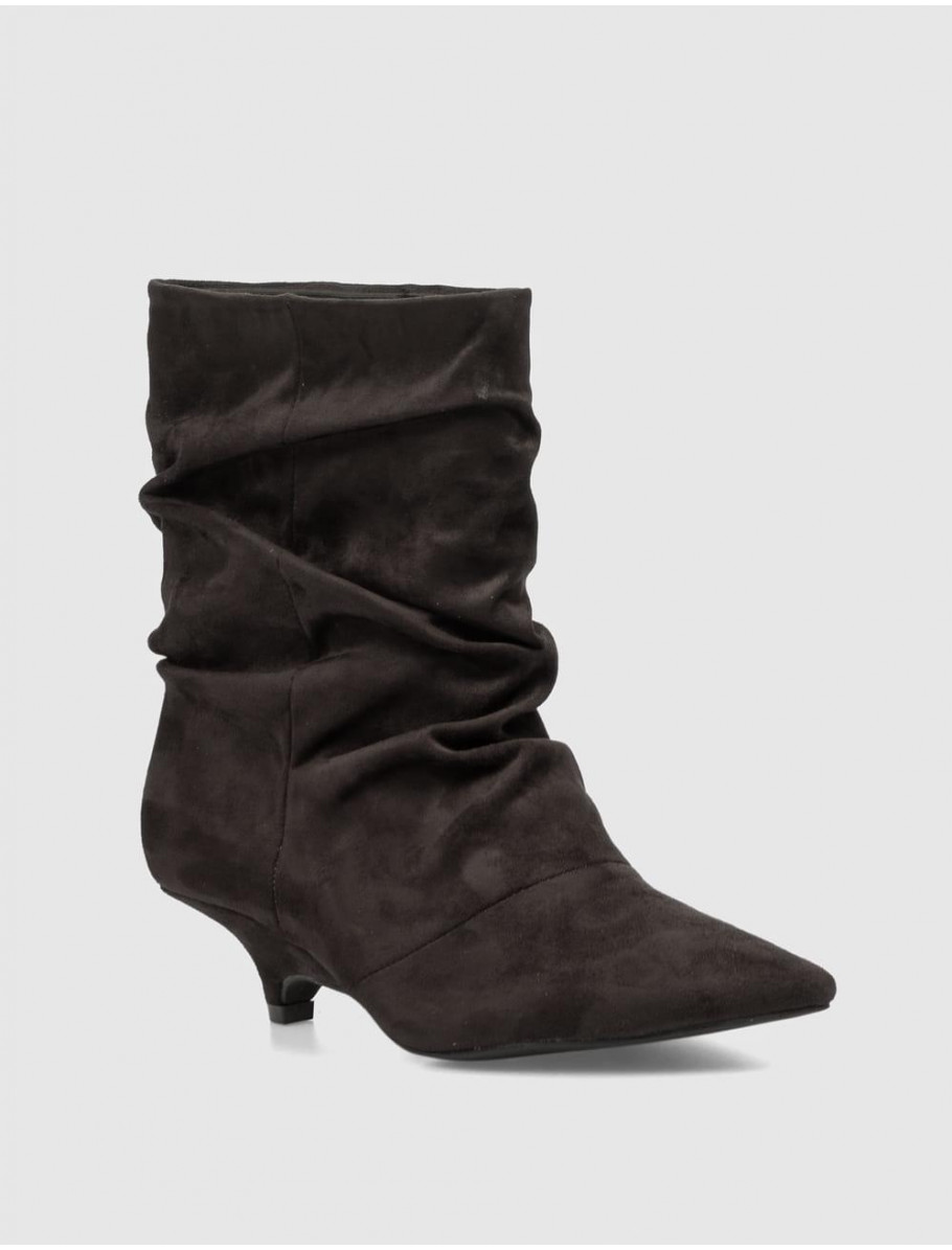 BOTiN KAMOME TRENDS TIKOS MARRoN