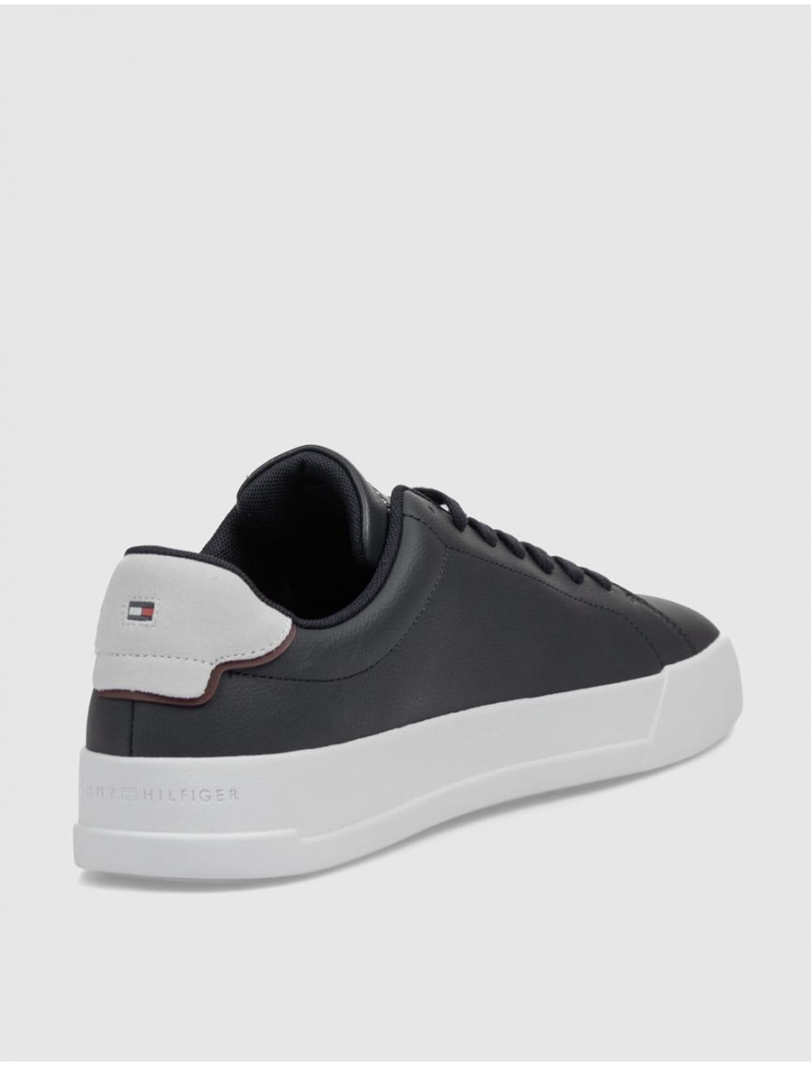ZAPATILLA TOMMY HILFIGER TH COURT CORE ESS LEATHER MARINO