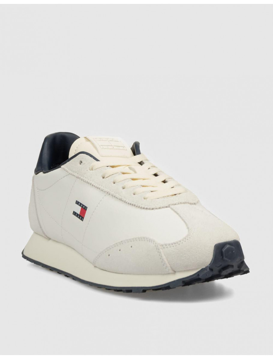 ZAPATILLA TOMMY HILFIGER TJM RETRO RUNNER ARCHIVE MIX BEIG
