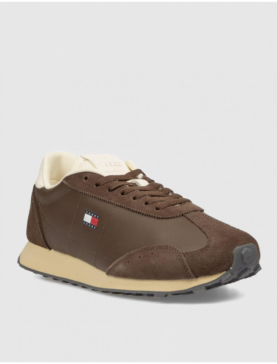 ZAPATILLA TOMMY HILFIGER TJM RETRO RUNNER ARCHIVE MIX MARRoN
