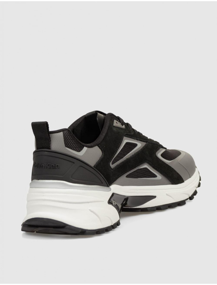 ZAPATILLA CALVIN KLEIN HIKE RUNNER CK STRIPE MIX NY SU NEGRO