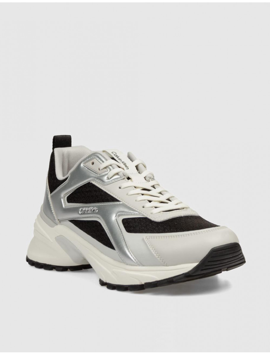 ZAPATILLA CALVIN KLEIN HIKE RUNNER CKSTRIPE MET MIXMAT PLATA