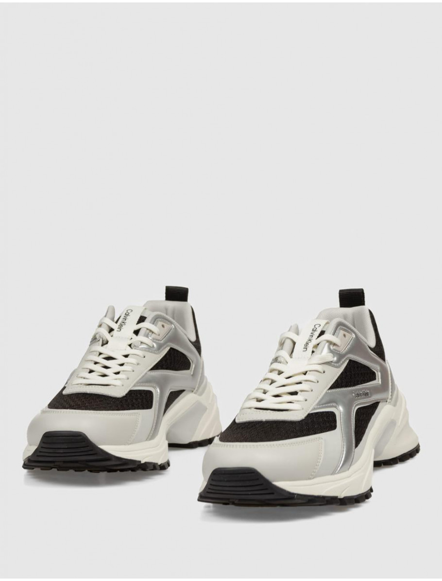 ZAPATILLA CALVIN KLEIN HIKE RUNNER CKSTRIPE MET MIXMAT PLATA