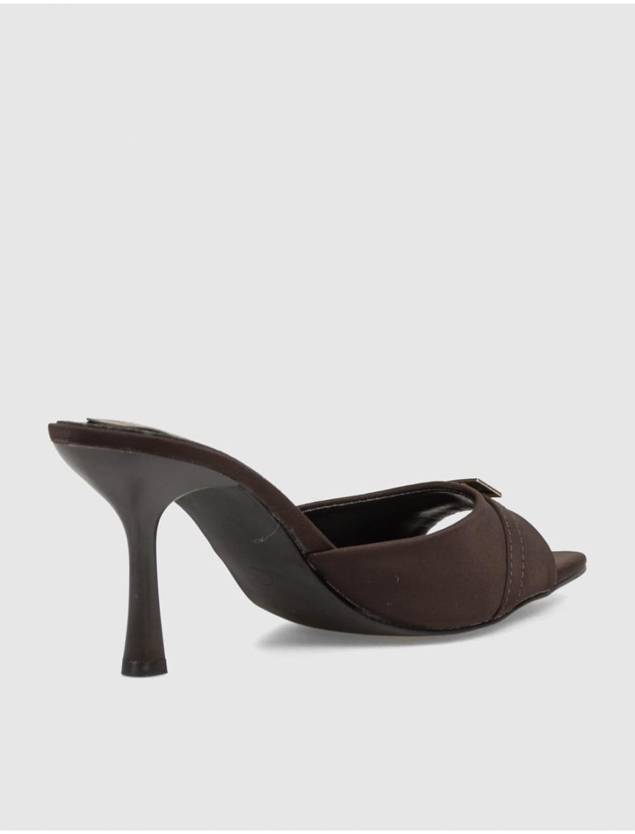 SANDALIA KAMOME TRENDS MEKER MARRoN