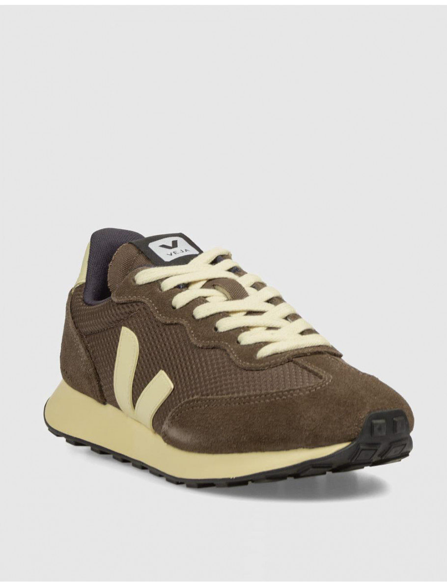 ZAPATILLA VEJA RIO BRANCO II MARRoN